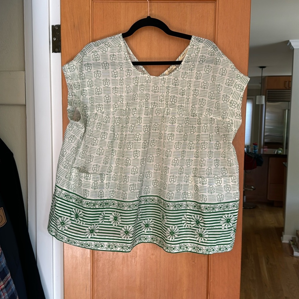 Betterose Oversized top